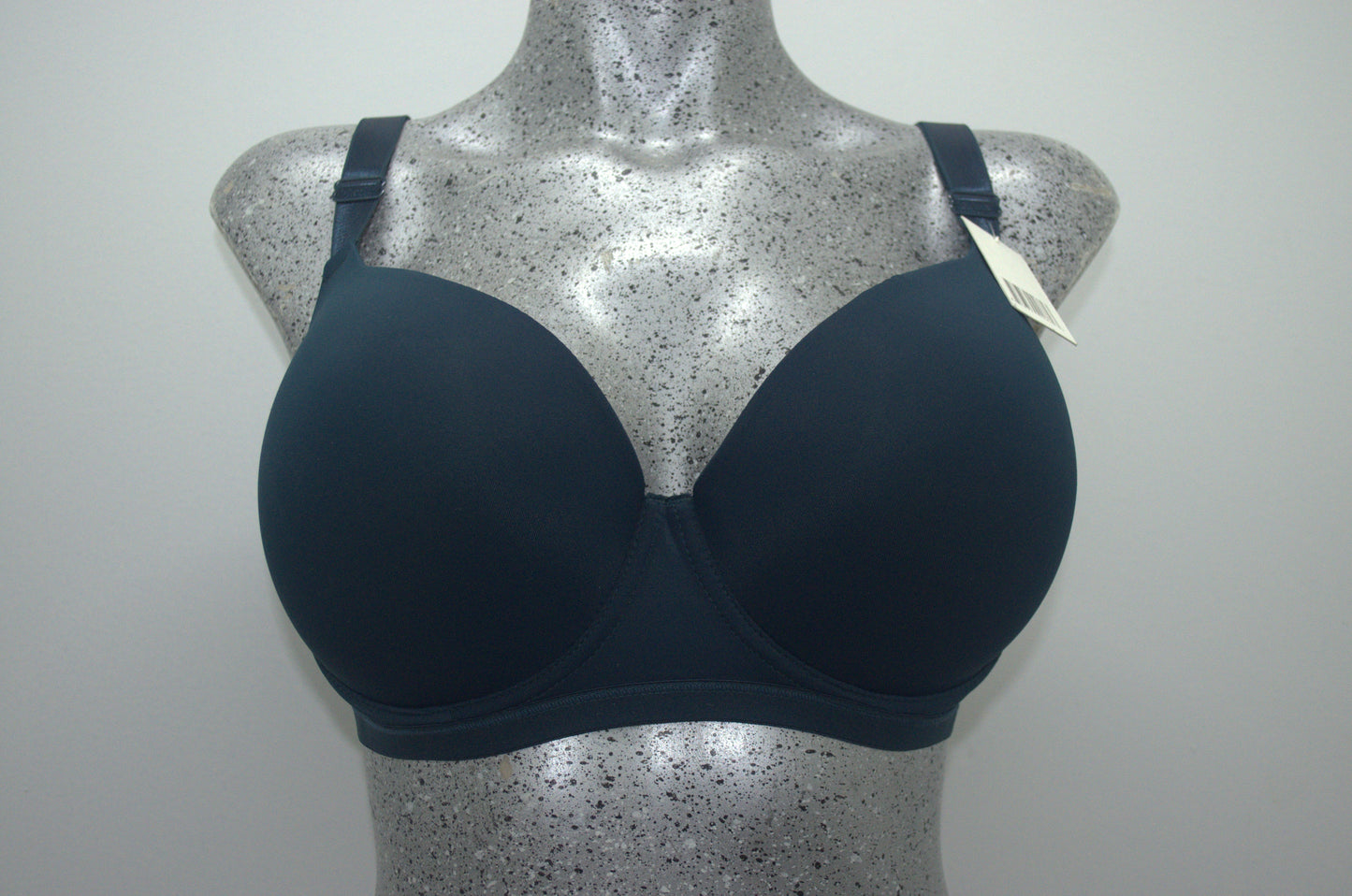 40D a 40DD en Variedad de Brasieres Lisos