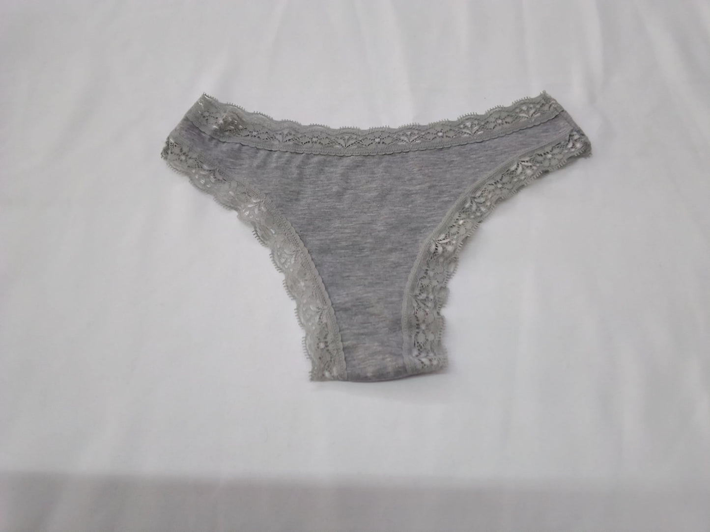 Panty con Encaje y Diseño Bordado "Vision"