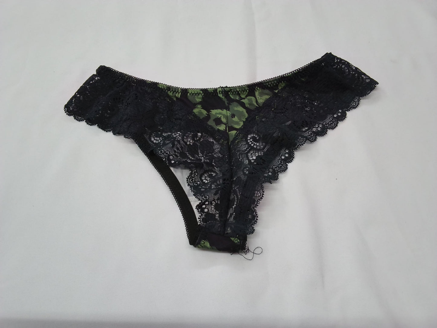 Panty con Encaje Floral y Liso "Vision"