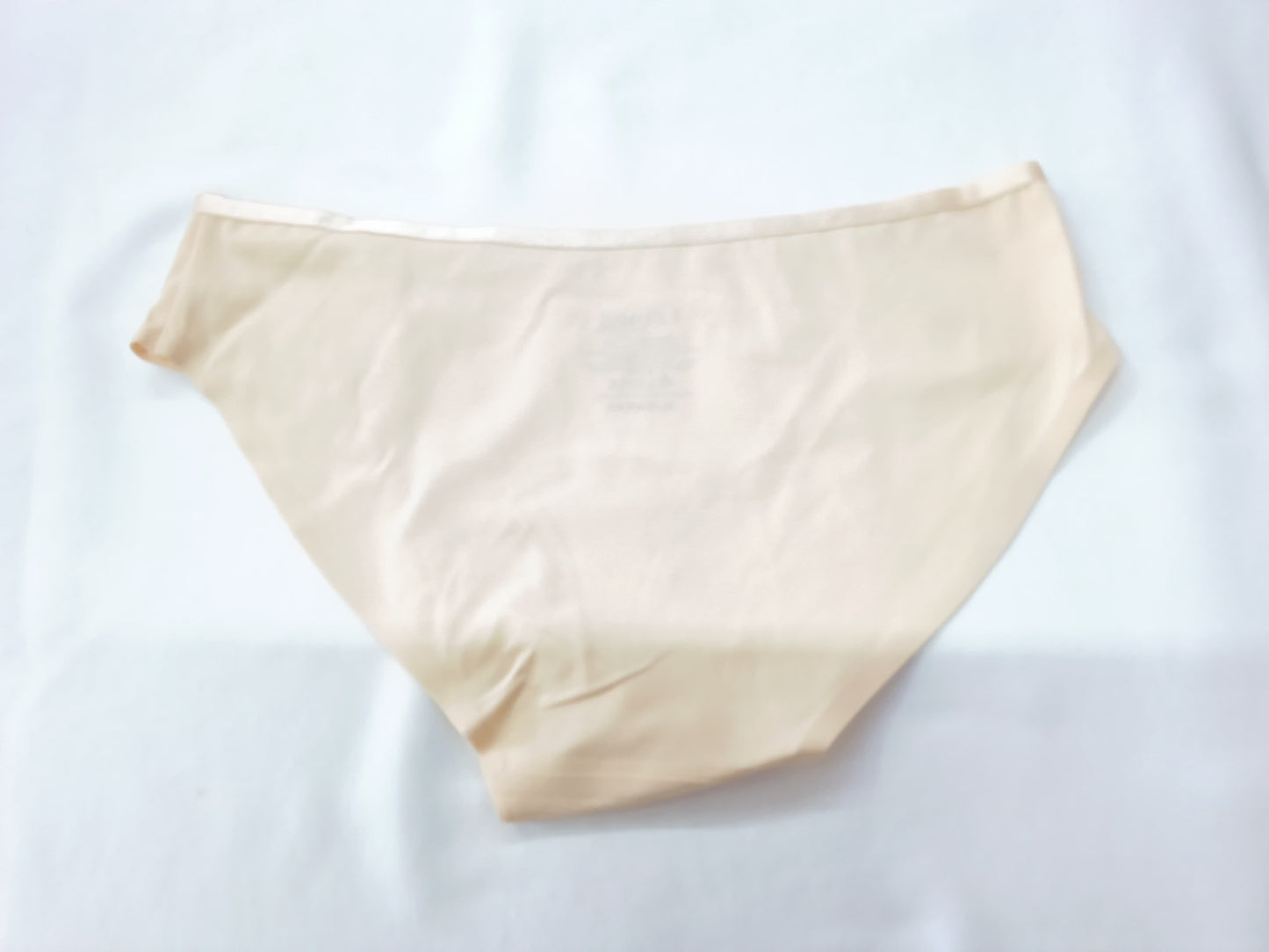 Panties y Tangas "I-Lumie"