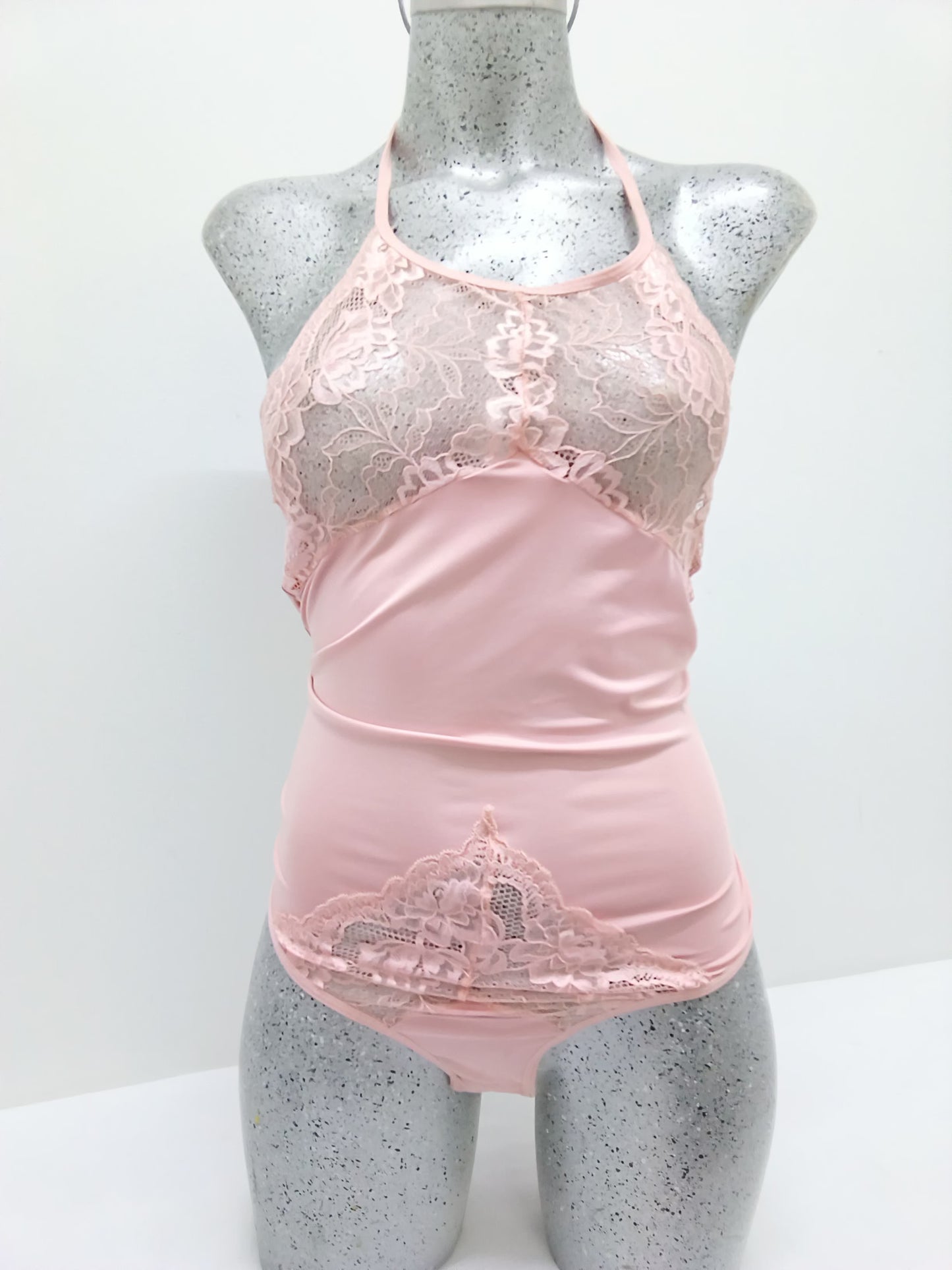 Teddy Bodysuit Rosa con Encaje